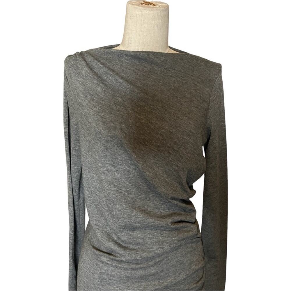 Ann Taylor gray boatneck long sleeve top with side rouching.